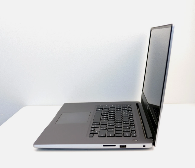 Dell Inspiron 15-7572 15.6" Laptop – Intel Core i7-8550U 1.8GHz / 8GB RAM / 128GB SSD + 1TB HDD / Win 11 Home Silver – Excellent Grade minor scratch (Refurbished)